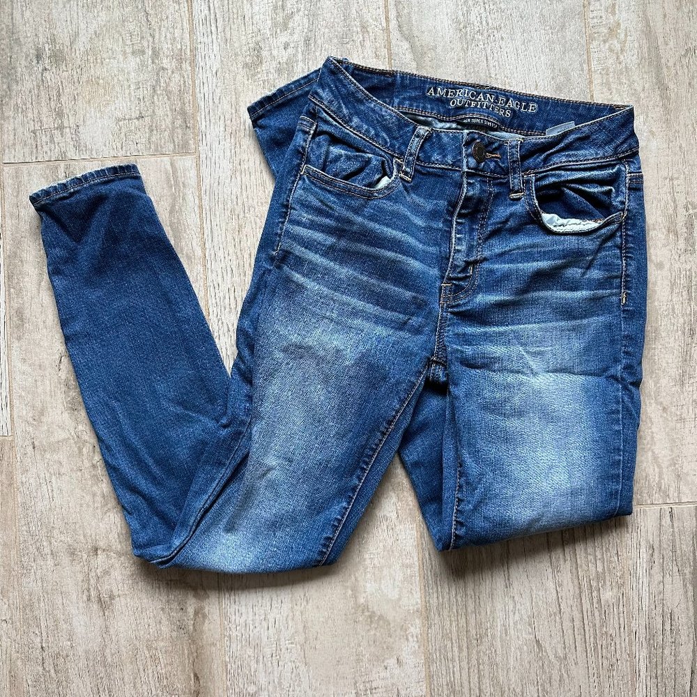 American Eagle High Waisted Skinny Jeans